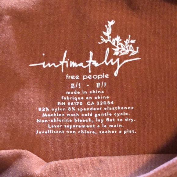 Assorted shirts - Picture 7 of 16